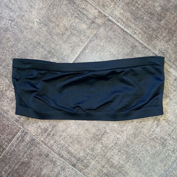 Victoria’s Secret PINK Bandeau Bralette in Black - Picture 2 of 6